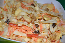 colesaw z orzechami